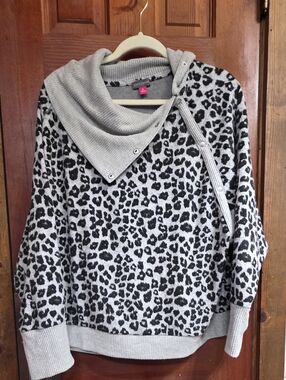 Vince Camuto Gray and Black Leopard Print Funnel Neck Sweater